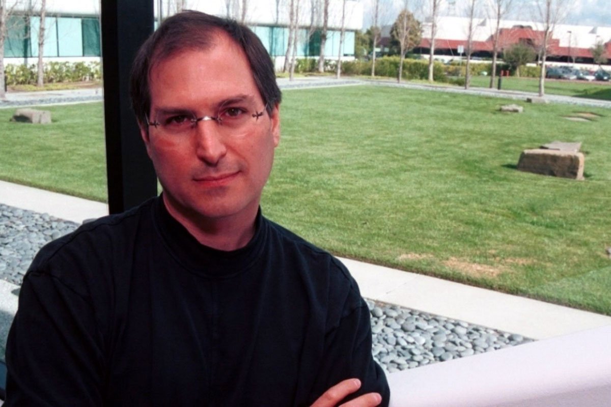 Steve-Jobs-Portrait-25