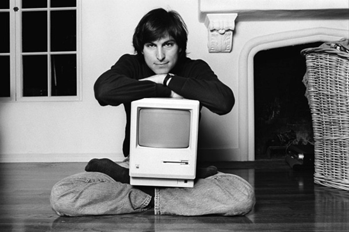 Steve-Jobs-Portrait-32