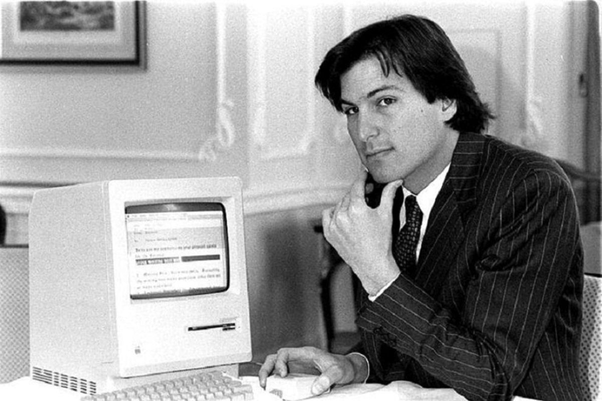 Steve-Jobs-Portrait-33