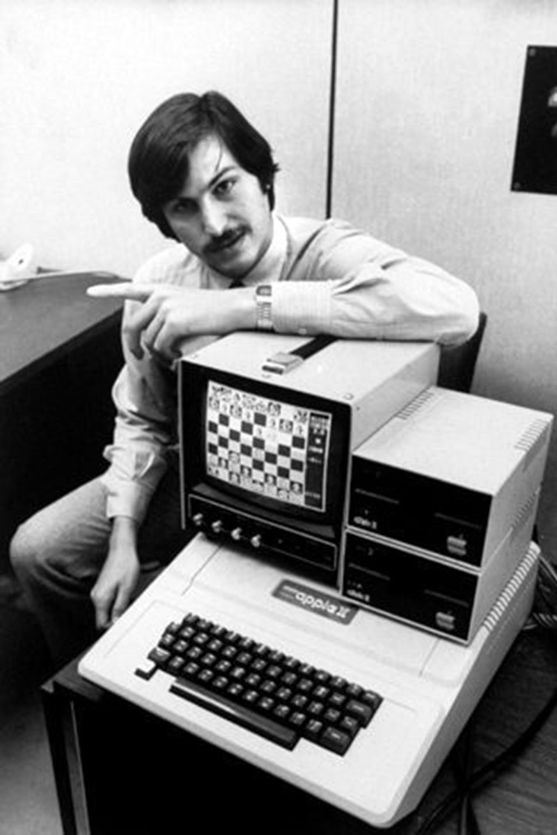 Steve-Jobs-Portrait-47